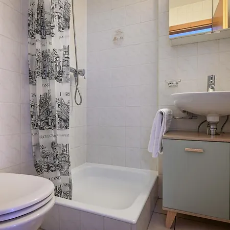 Apartamento Eaux-vives 213 By Interhome Ovronnaz